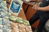 Almanya’dan Türkiye’ye giden minibüste 901 bin Euro yakalandı