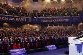 Erdoğan hepsinin elini havaya kaldırdı, seçim yarışını bu şekilde başlattı! AK Parti’nin 26 ildeki merakla beklenen belediye başkan adayları belli oldu