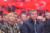 Ahmet Davutoğlu, tekrardan Gelecek Partisi genel başkanlığa seçildi