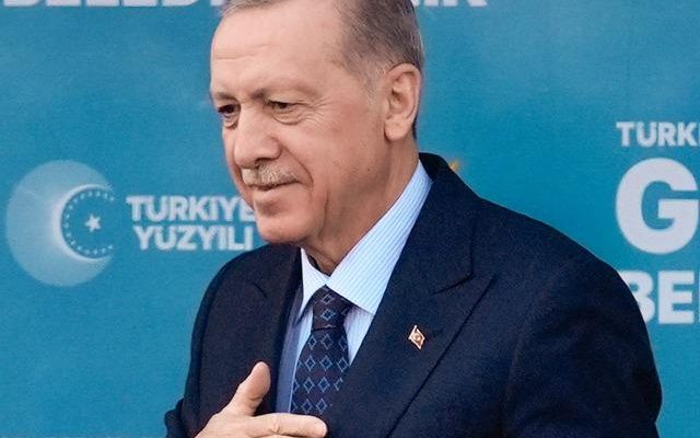 Cumhurbaşkanı Erdoğan’dan dikkat çeken ‘Zübük’ göndermesi: Elinizdekini de götürür