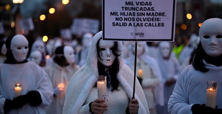 Madrid’de 8 Mart Dünya Kadınlar Günü yürüyüşü