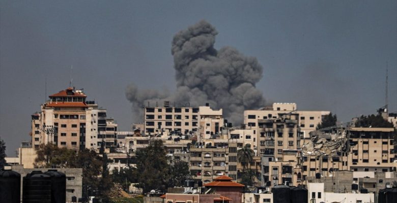 Gazze’de ateşkes umudu mu doğuyor? İsrail heyeti Kahire’ye vardı